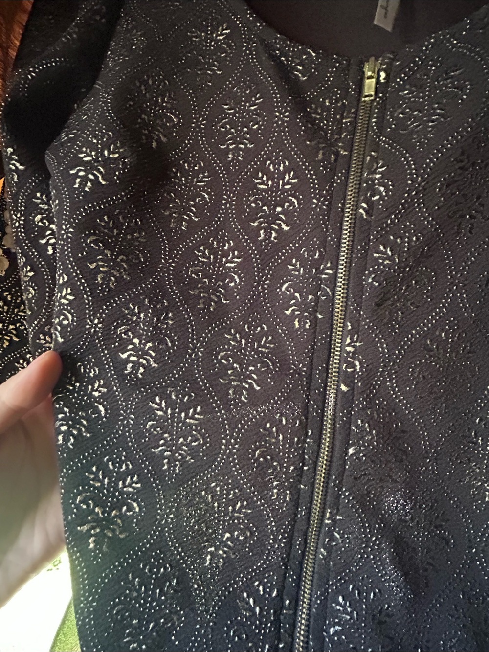 Beautiful blouse - Picture 2 of 7